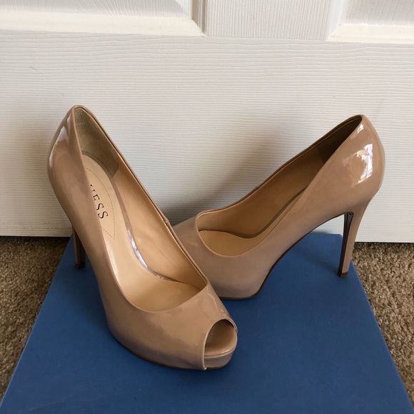 Heels. - Picture 2 of 3